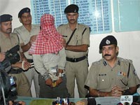 2 Naxals arrested; Rs 60-lakh seized