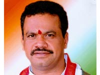 TRS sees plot to ease Kamatireddy out