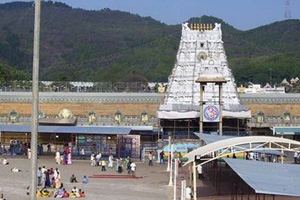 Tirupathi exempted from Seemandhra bandh?