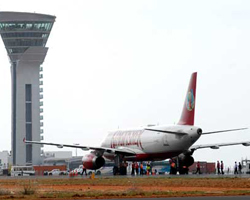 Shamshabad airport, no entry for anti-Telanaganites.