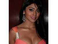 Shriya 'out-dated'