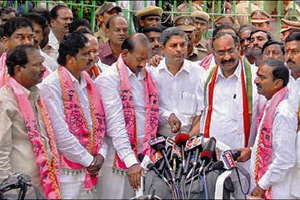 TRS MLAs 'Ontari Poratam'