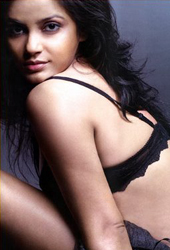 Hot Neetu Chandra in Chanadramukhi2?