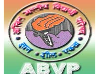 ABVP students try lay siege to CM's  residence 