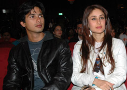 Shahid & Kareena Kab Milengey???