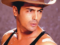 Arjun's back to fight Shahrukh