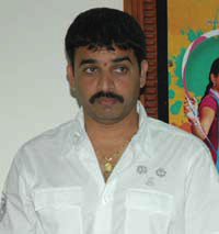 Dil Raju 'Maha Muduru' for 'Maro Charitra'