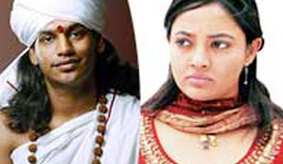 Confusions on Ranjitha at Nithyananda's Samadhi!