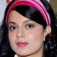 Kangna Ranaut and her FF !?