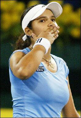 Pakistan's Gold Crown to Sania: The budding relations!