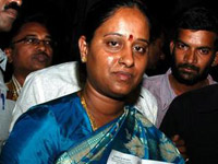Konda Surekah  appeals to  Telangana supporters not to disrupt 'Odarpu  Yatra'