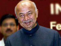Steps taken to rope in investors in power sector: Shinde