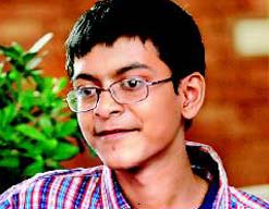 IIT Buzz: 14 year old cracks it