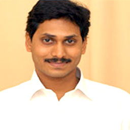 YSR kin wants Cong to review move on Odarpu 