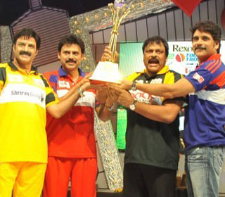 MAA T20 Spl: Team Captains in stage fight