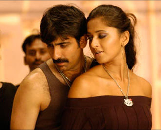 Raviteja to tease Anushka again!