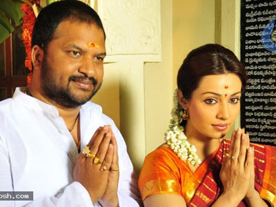 Asha Saini with music director 'Broker'