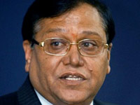 Use tech against terrorists: Saraswat  