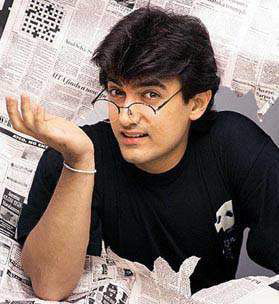 Aamir Khan shows anger on subordinate