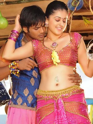 Manoj envious of Taapsee's 'Navel'