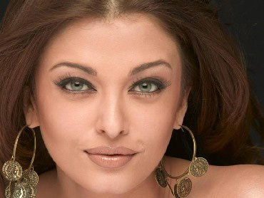 No, Aishwarya doesn't worth even Rs.4 Crore