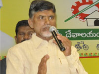 Chandrababu cancels trip to  Warangal, Ongole