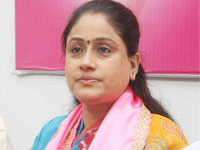 Cases booked against MP Vijaya Shanti
