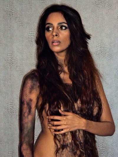 Cameras cheated Mallika's nudity!