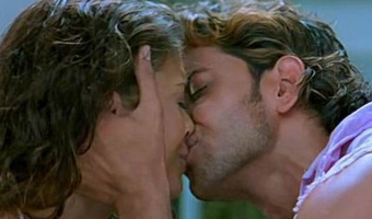 Married Heroine's sexual bliss with Top Hero