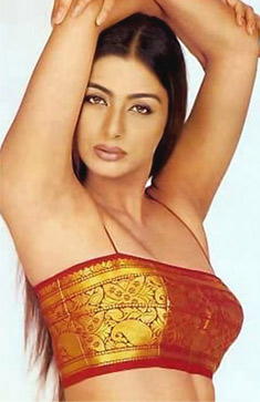 Sexy Heroine feeling 20 in 40
