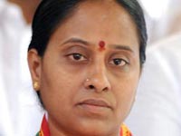 Surekha links Jagan issue with Telangana