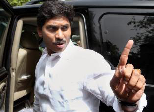 Jagan announces his New Party Plan