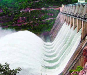 AP gets more water, Karnataka allowed to raise Almatti height