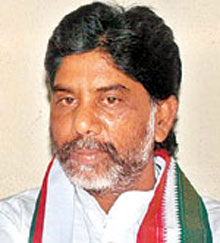 CM continuing YSR's legacy through Racha Banda: Bhatti