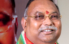 Rayapati blames TRS for UPA's non-performance