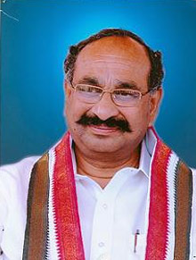 Damodar Reddy lashes out at PC for 'overnight' statement