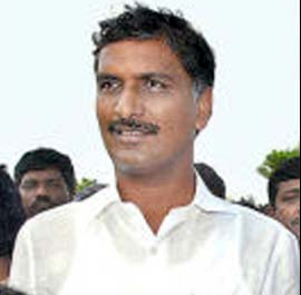 Harish Rao threatens to jump into Hussain Sagar