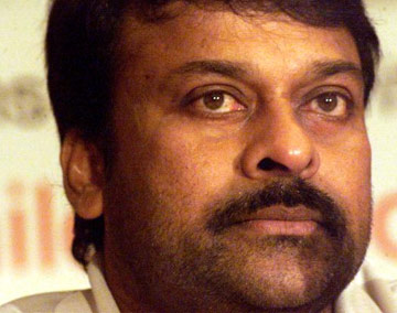 Chiru wants to rebuild Tank Bund statues