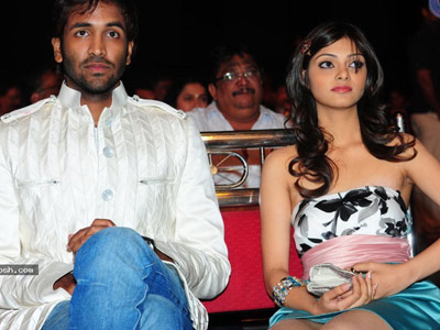 Manchu Vishnu caught with D-Girl