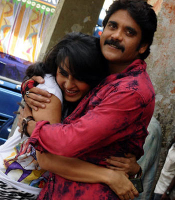 Nag & Anushka's mom thinking same