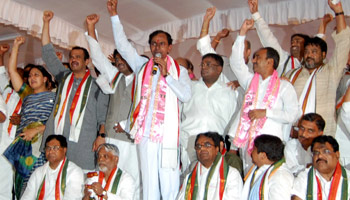 KCR's visit to Cong hunger fast camp part of larger strategy?