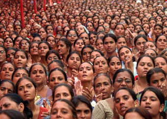 Women raises T slogans in CM's meet