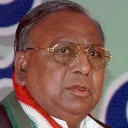 Only Congress can give Telangana: VHR