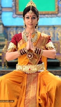 Nayana Tara excels as Sita