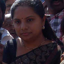 Police foil Kavitha's padyatra to Assembly