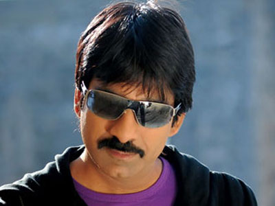 Raviteja faces T-ire near OU Campus