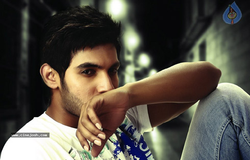 Aadi becomes Mahesh Babu Follower!?