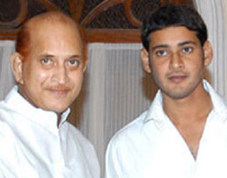 Pet Mahesh reminds us pet Krishna?