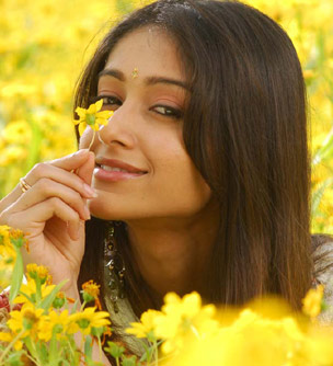Ileana wooing T-Director for B-Chance