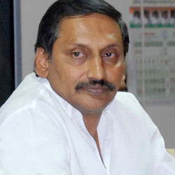 Kiran says he will remain CM till 2014